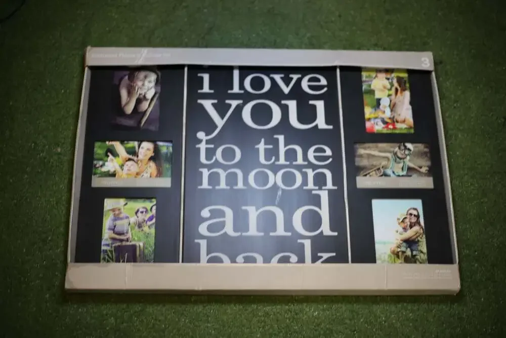 Melamco 3-Piece Sentiment Plaque & Collage Set, 'I Love You to the Moon and Back